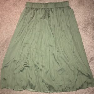 Sage Green pleated midi Skirt